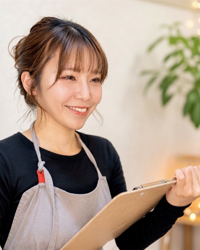小林 志帆